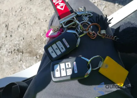 2020 Honda Accord Lx z USA, uszkodzony, nr VIN 1HGCV1F18LA009887